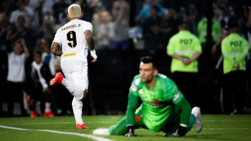 Gabigol revela gosto especial por vitória sobre o Vasco em São Januário