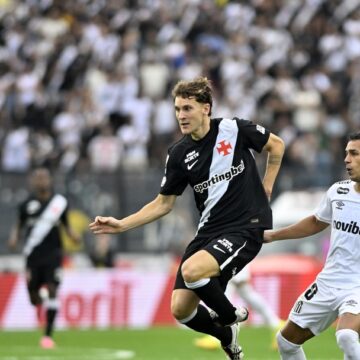 VASCO PERDE PARA O SANTOS EM SÃO JANUÁRIO E SEGUE NO Z4: 3 A 0