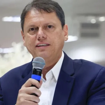 Tarcísio propõe fim das "bets" e defende programa de saúde Tarcísio propõe fim das “bets” e defende programa de saúde mental