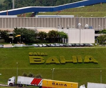 Casas Bahia deve a 28 mil credores, que podem sofrer desconto de até 95%