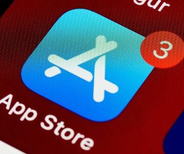 Apple muda taxas da App Store na UE e facilita lojas alternativas