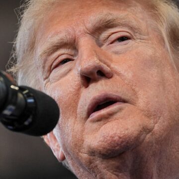Interesses pessoais de Trump influenciam suas decisões como presidente para 69% dos americanos, diz pesquisa