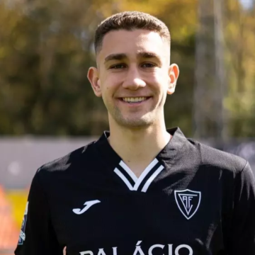 Vasco intensifica negociação para contratar o zagueiro Arthur Chaves, do Vasco intensifica negociação para contratar o zagueiro Arthur Chaves, do Hoffenheim