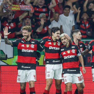 Libertadores: Flamengo elimina Cruzeiro e mantém vivo sonho do penta