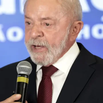 Lula liga para Trump e diz que alegações para tarifaço são infundadas
