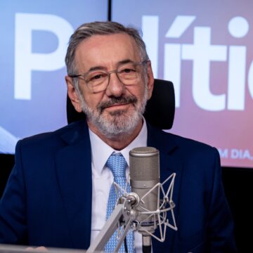 Após retomar conversas com os EUA, prioridade do Brasil é Após retomar conversas com os EUA, prioridade do Brasil é ampliar lista de exceções ao tarifaço, diz ministro
