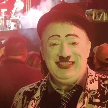 Morre homem conhecido como Charles Chaplin de Balneário Camboriú: Não era apenas presença nos eventos; ele fazia parte