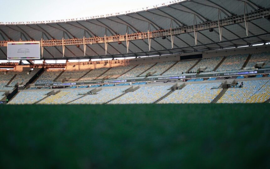 Vasco vai à Justiça contra o Flamengo para jogo no Maracanã