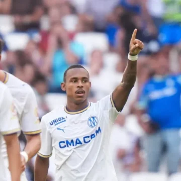 ‘Intenso até o fim’: Como Igor Paixão roubou a cena sem gol ou assistência em jogo do Marseille