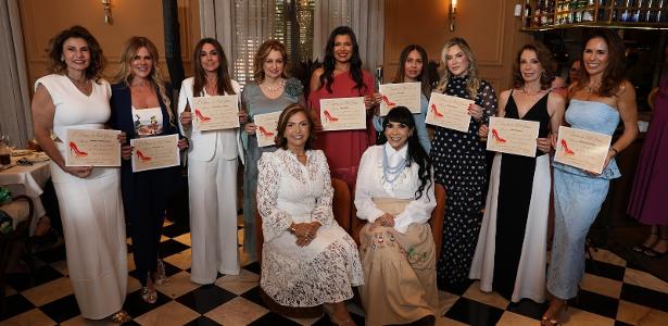 Encontro Damas de Mato Grosso em momento de celebração Encontro Damas de Mato Grosso em momento de celebração