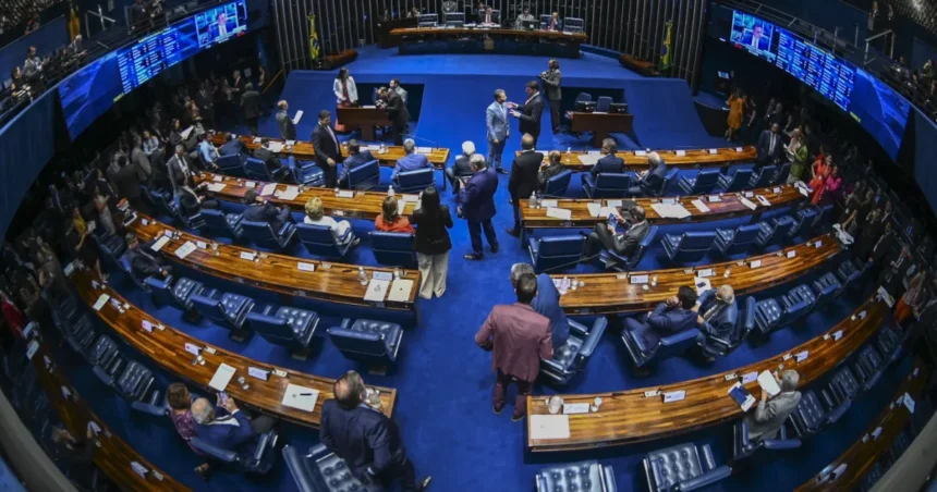 Quem são os candidatos ao Senado por Minas Gerais em 2026