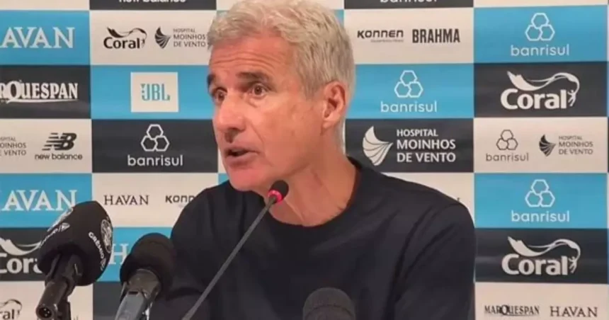 Luís Castro defende Grêmio após derrota: “Eu sou o responsável”