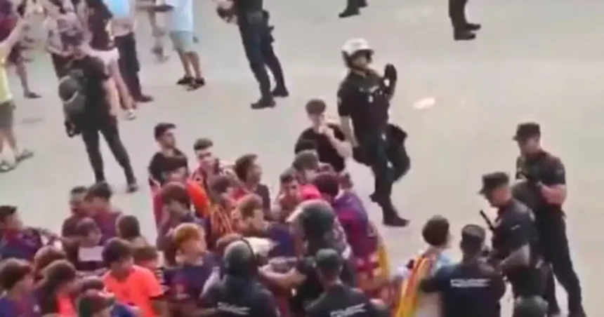 Barcelona denuncia abuso policial contra torcedor catalão