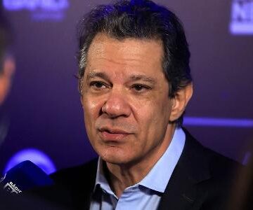 Ao contrário de Bolsonaro, Lula não está protegendo o filho, diz Haddad