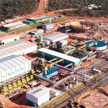 Empresa dos EUA avança para comprar única mineradora de terras raras do Brasil com aporte de R$ 3,8 bi do governo americano