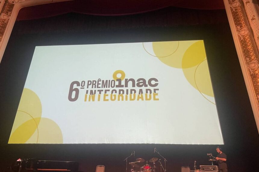 Prêmio Inac reconhece iniciativas contra a corrupção – 24/08/2026 – Política