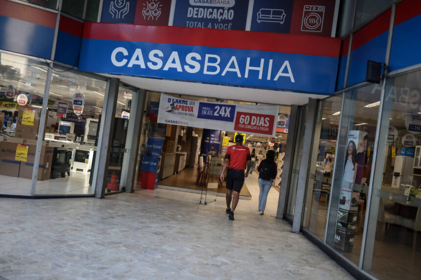 Casas Bahia: Justiça mantém demissões suspensas – 25/08/2026 – Economia