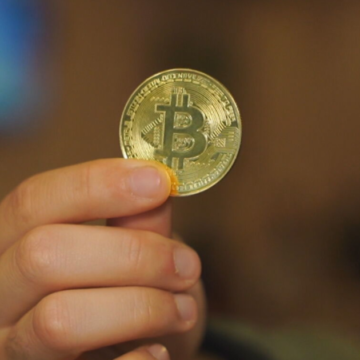 Bitcoin ultrapassa US$ 80 mil com desvalorização do dólar Bitcoin ultrapassa US$ 80 mil com desvalorização do dólar