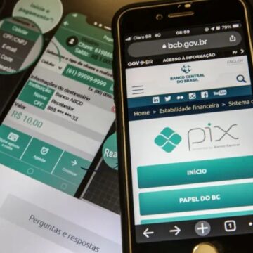 PIX fora do ar? Clientes de banco relatam instabilidade do PIX fora do ar? Clientes de banco relatam instabilidade do serviço; Banco Central diz que sistema foi restabelecido