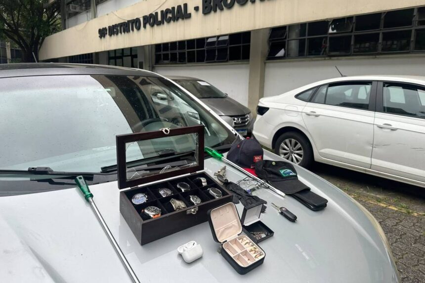 PM prende três suspeitos de roubar casa de policial civil – 26/08/2026 – Cotidiano