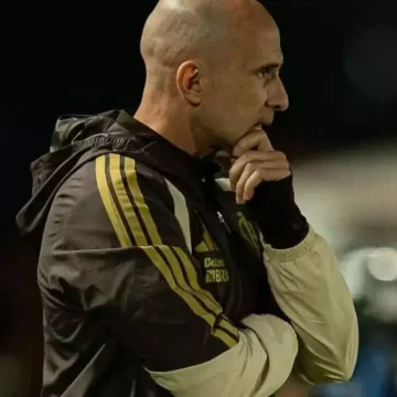 Celso Silva projeta Flamengo contra a Ferroviária pelo Brasileirão Feminino; saiba o que disse