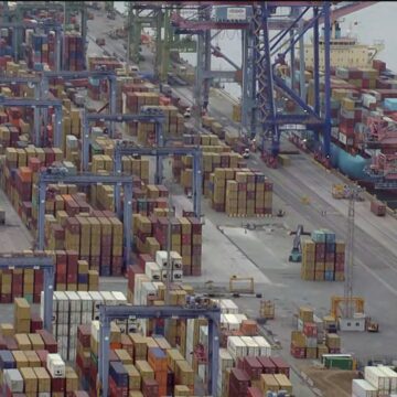 Governo não espera solução rápida para tarifaço, mesmo com retomada das negociações com os EUA