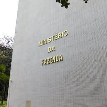 Governo Central tem superávit de R$ 10,8 bilhões em julho