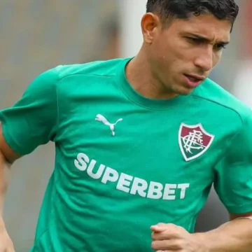 Má fase de Jefferson Savarino liga alerta no Fluminense; entenda