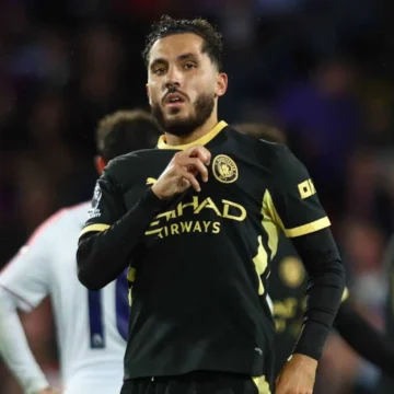 Cherki brilha, Maresca faz ajustes em esquema curioso e Manchester City goleia Palace