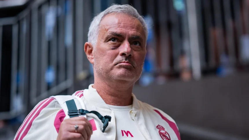 ‘Situação difícil’: Por que a primeira Data Fifa da temporada já incomoda Mourinho no Real Madrid