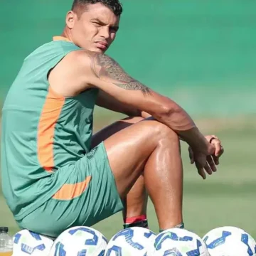 Thiago Silva fora? Veja a escalação do Fluminense diante do Athletico
