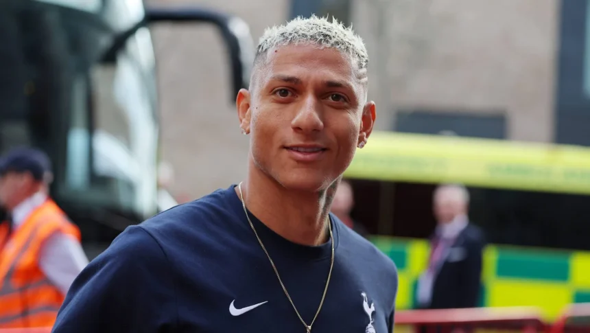 Após pedir para sair, Richarlison pode trocar de lugar com Após pedir para sair, Richarlison pode trocar de lugar com futuro reforço do Tottenham