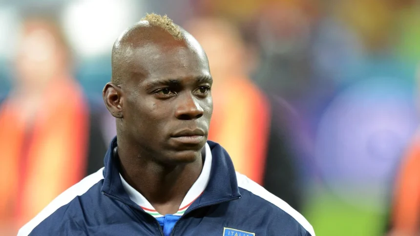 Balotelli aponta dificuldades do futebol na Itália e da seleção