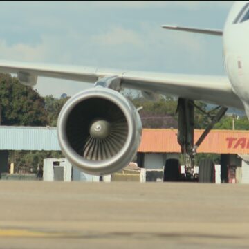 Combustível de avião sobe 14% em setembro e dobra no ano; as passagens vão ficar mais caras?