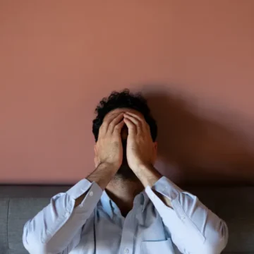 Como reduzir a ansiedade naturalmente? Aprenda 4 estratégias