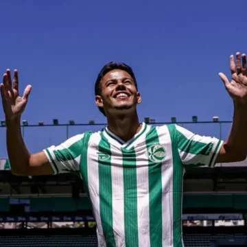 Alvo de clube ucraniano, Ray Breno tem multa rescisória de 40 milhões de euros