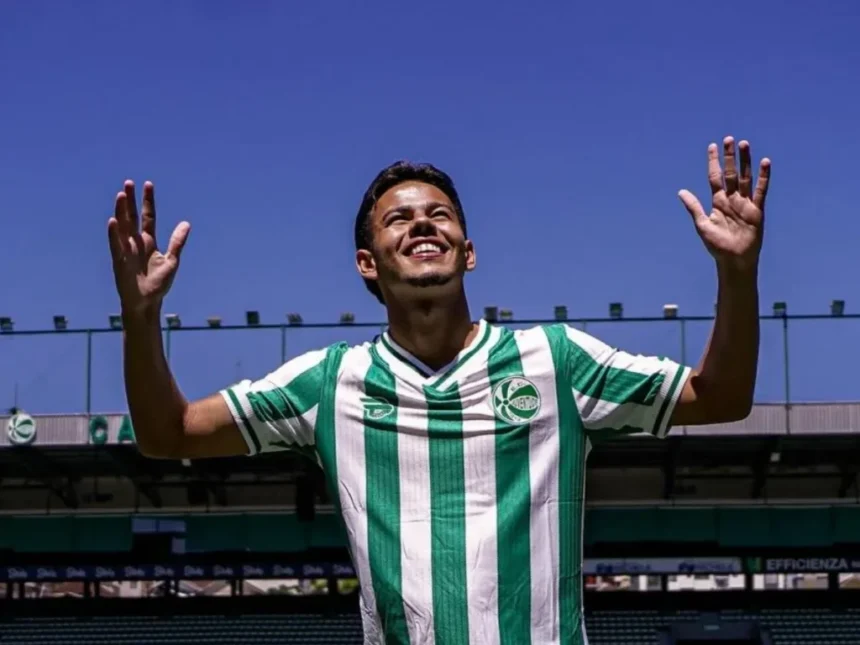 Alvo de clube ucraniano, Ray Breno tem multa rescisória de 40 milhões de euros