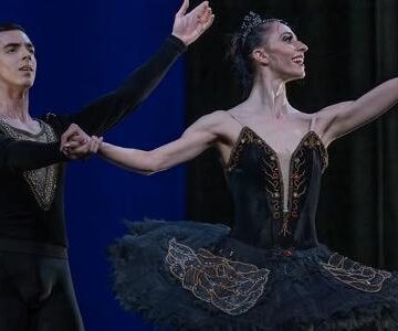 Cia Paulista de Dança apresenta: O Lago dos Cisnes