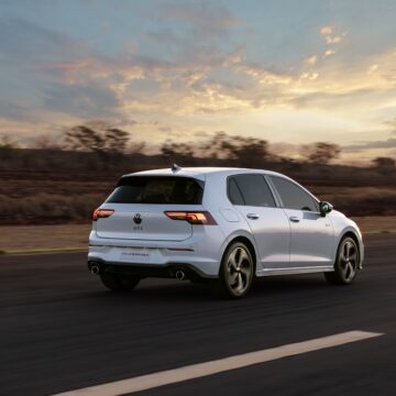 Volkswagen aprova plano que pode cortar 50 mil empregos; veja o que está por trás da decisão