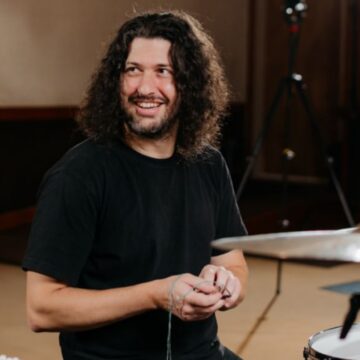 Rock in Rio: Quem é Ilan Rubin, novo baterista do Foo Fighters
