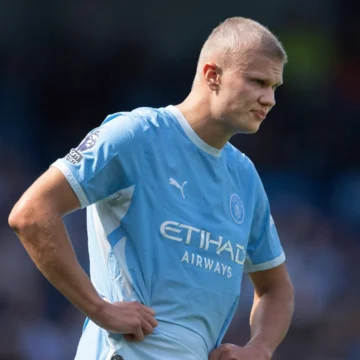 Sem Marmoush, por que o Manchester City não contratou um reserva para Haaland?