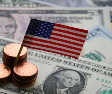 Relatório mostra emprego nos EUA mais forte do que esperado por mercados
