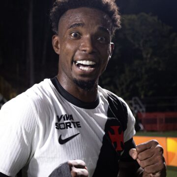 Thiago Mendes, após o jogo contra o Vitória: ‘O principal motivo da vitória foi a falta de respeito deles’