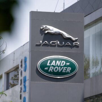 Jaguar Land Rover anuncia corte de 4 mil vagas em Jaguar Land Rover anuncia corte de 4 mil vagas em plano para reduzir custos