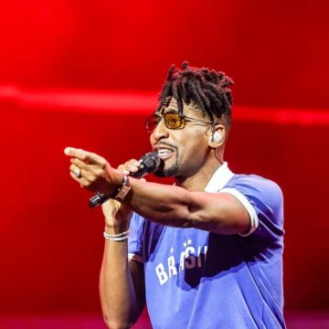 Jon Batiste traz Ingrid Silva, toca de Beethoven a Jorge Jon Batiste traz Ingrid Silva, toca de Beethoven a Jorge Ben e faz Rock in Rio virar culto musical
