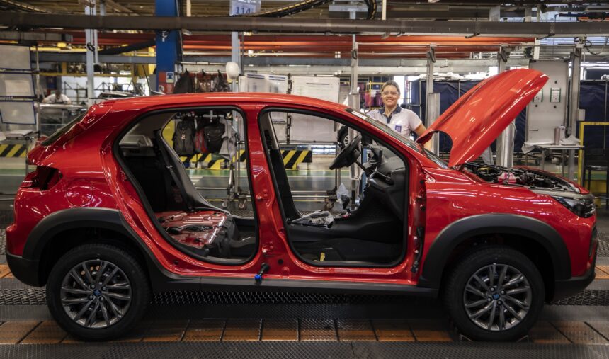 Mais da metade dos veículos importados no Brasil vem da China