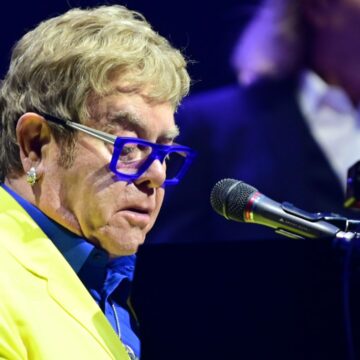 Música que Elton John tocou no Rock in Rio foi trilha de novela e só fez sucesso no Brasil; relembre