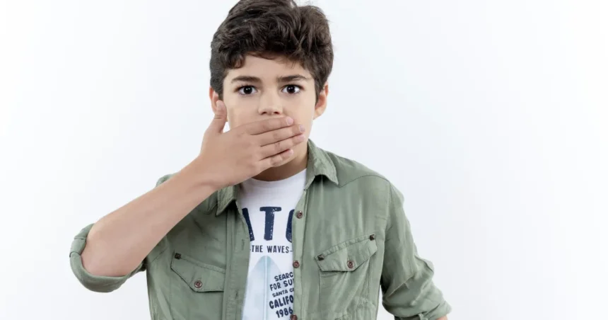 Mutismo seletivo: como surge, quais os sintomas e como é Mutismo seletivo: como surge, quais os sintomas e como é o tratamento