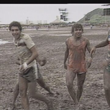 Calor, lama, camping e fila para o orelhão: veja cenas Calor, lama, camping e fila para o orelhão: veja cenas do ‘Rock in Rio raiz’ em 1985