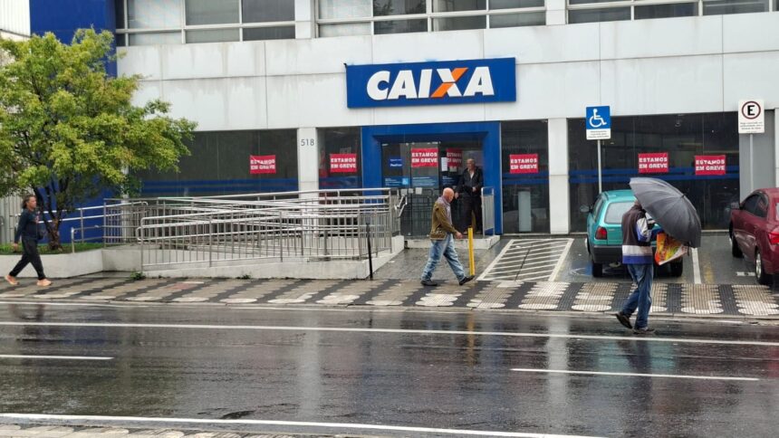Greve na Caixa: banco apresenta nova proposta para plano de saúde; categoria vota em assembleia na segunda